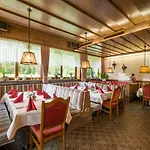 Landgasthof Mauth 3* בוכן